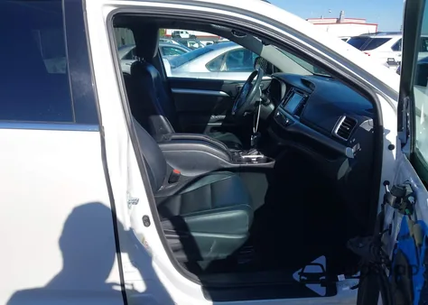 2016 Toyota Highlander Xle V6 from USA, damaged, VIN 5TDKKRFH7GS140431